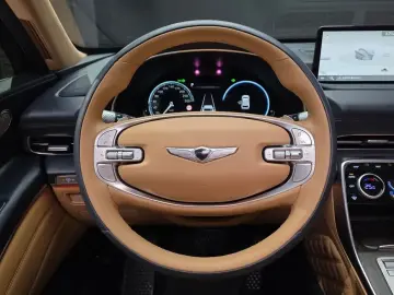 2023 Genesis GV80 с пробегом 35 081 км