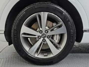 2023 Genesis GV80 с пробегом 31 892 км