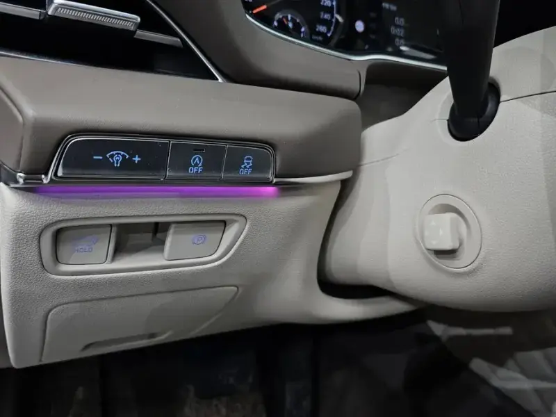 2023 Genesis GV80 с пробегом 31 892 км