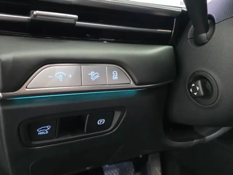 2023 Genesis GV80 с пробегом 26 009 км