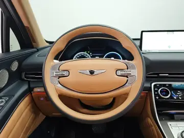 2023 Genesis GV80 с пробегом 38 278 км