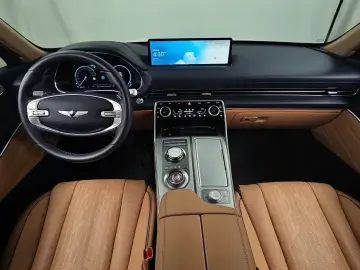 2023 Genesis GV80 с пробегом 9 363 км