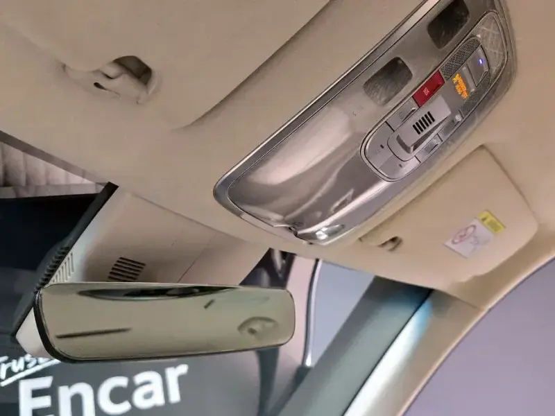 2023 Genesis GV80 с пробегом 13 576 км