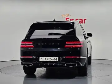 2023 Genesis GV80 с пробегом 25 711 км