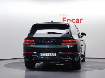 2023 Genesis GV80 с пробегом 14 226 км
