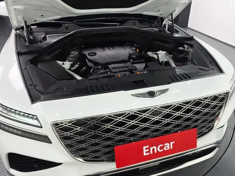 2023 Genesis GV80 с пробегом 25 943 км