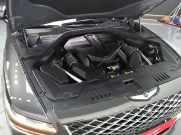 2023 Genesis GV80 с пробегом 76 012 км