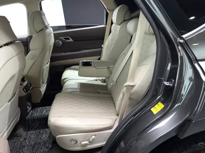 2023 Genesis GV80 с пробегом 76 012 км