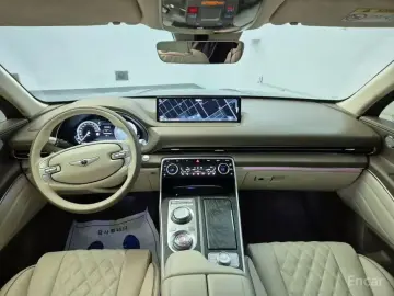 2023 Genesis GV80 с пробегом 13 044 км