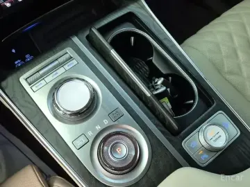 2023 Genesis GV80 с пробегом 13 044 км