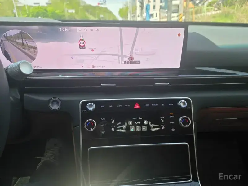 2023 Genesis GV80 с пробегом 43 300 км