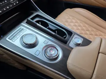 2023 Genesis GV80 с пробегом 31 656 км