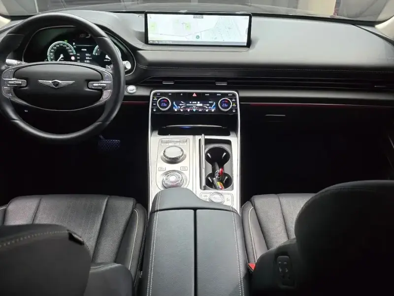 2023 Genesis GV80 с пробегом 43 257 км