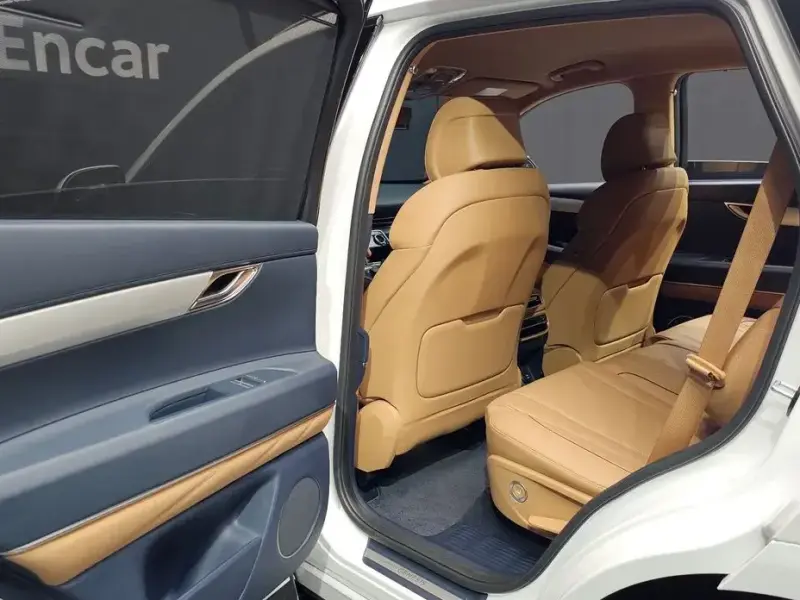 2023 Genesis GV80 с пробегом 20 853 км