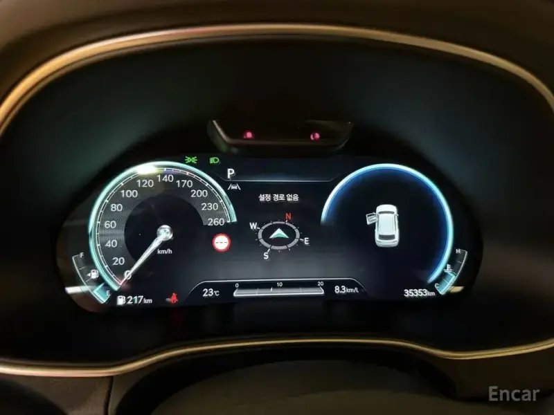 2023 Genesis GV80 с пробегом 35 000 км
