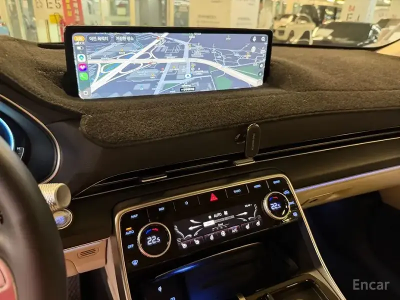 2023 Genesis GV80 с пробегом 35 000 км