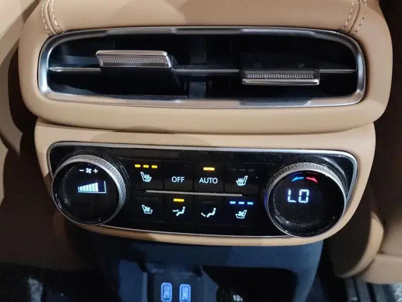 2023 Genesis GV80 с пробегом 58 212 км