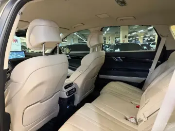 2023 Genesis GV80 с пробегом 35 000 км