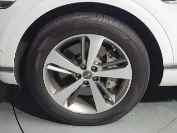 2023 Genesis GV80 с пробегом 71 445 км