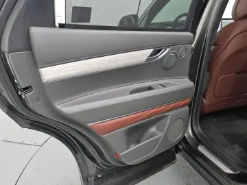 2023 Genesis GV80 с пробегом 19 766 км