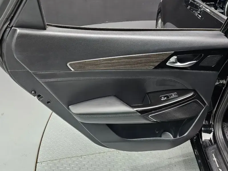 2019 Kia K7 с пробегом 93 606 км