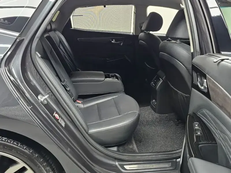 2019 Kia K7 с пробегом 90 614 км
