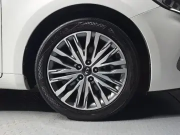 2020 Kia K7 с пробегом 74 854 км