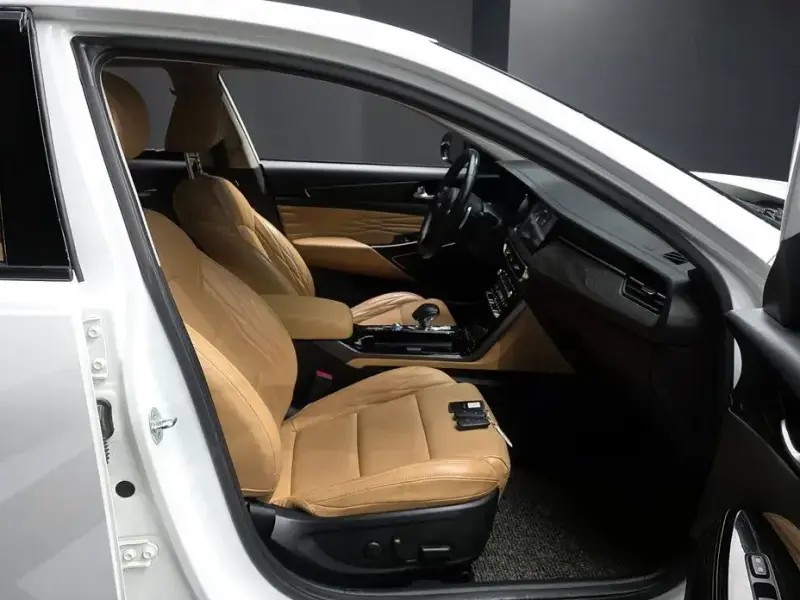 2020 Kia K7 с пробегом 80 498 км
