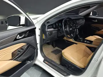 2020 Kia K7 с пробегом 49 343 км