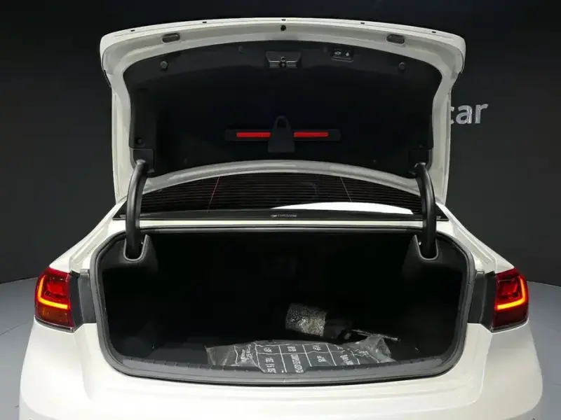 2020 Kia K7 с пробегом 80 498 км