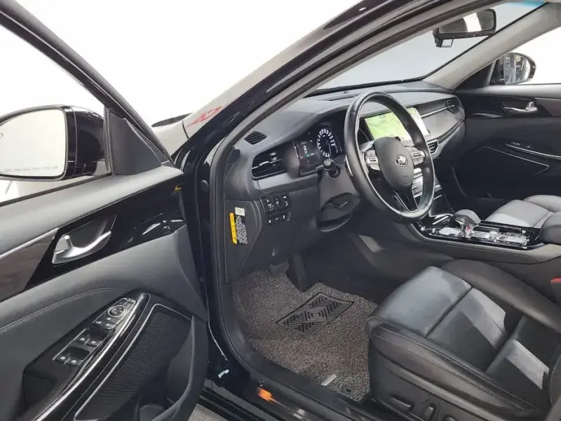 2019 Kia K7 с пробегом 82 876 км