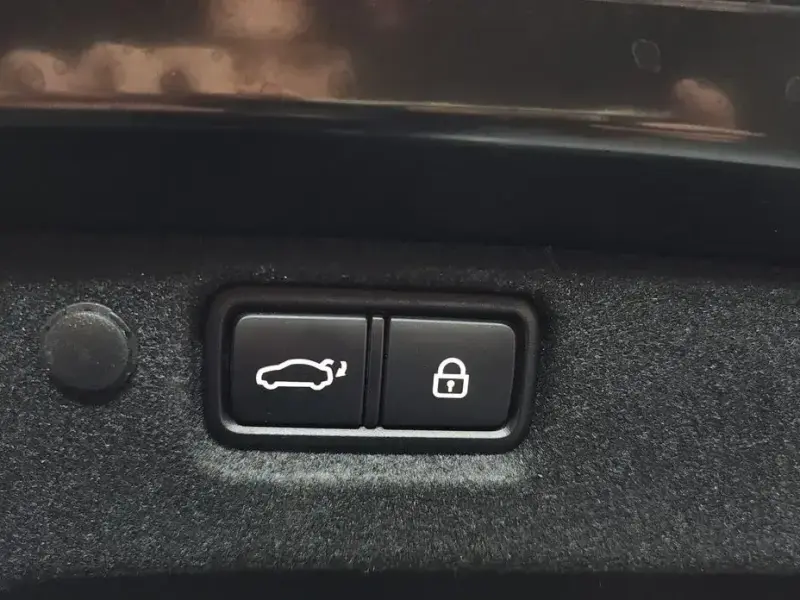 2019 Kia K7 с пробегом 82 876 км