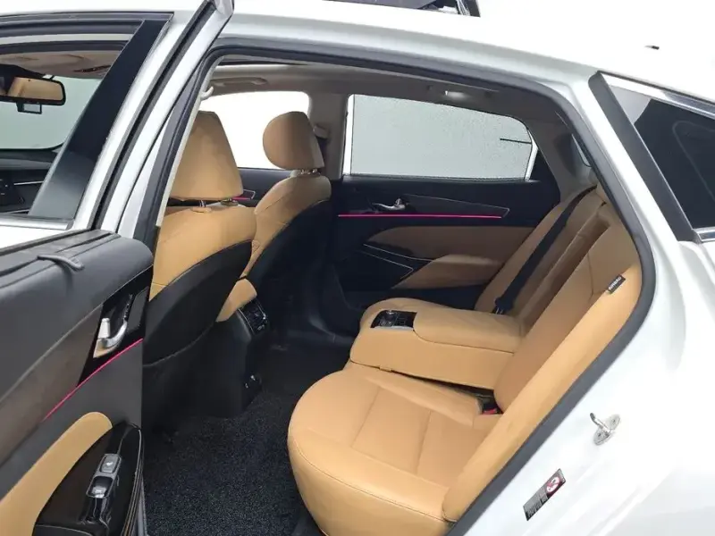 2019 Kia K7 с пробегом 98 963 км