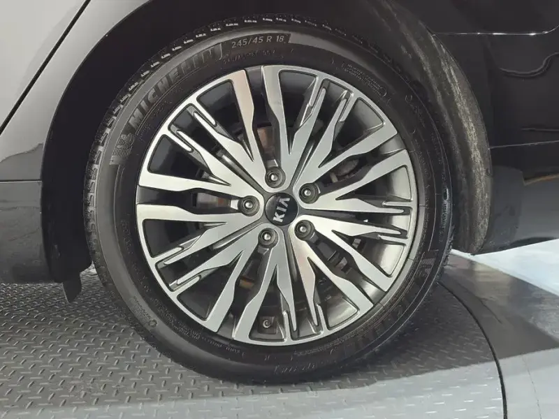 2020 Kia K7 с пробегом 63 992 км