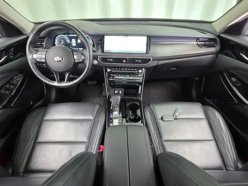 2020 Kia K7 с пробегом 99 740 км