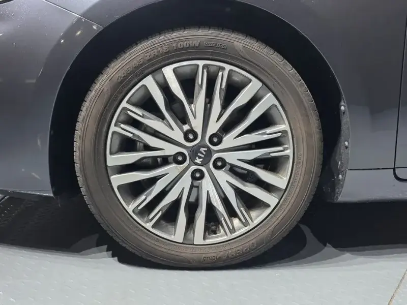 2020 Kia K7 с пробегом 81 392 км
