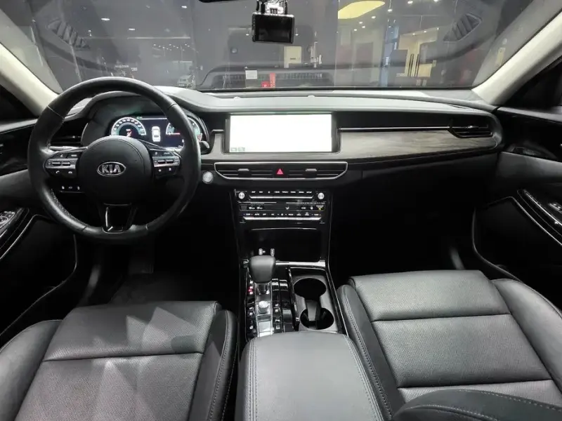 2020 Kia K7 с пробегом 81 392 км