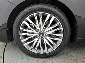 2020 Kia K7 с пробегом 28 532 км