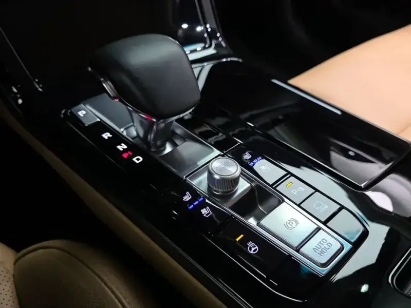 2020 Kia K7 с пробегом 28 532 км