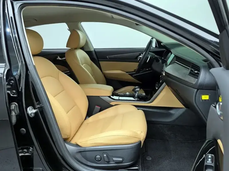 2020 Kia K7 с пробегом 28 532 км