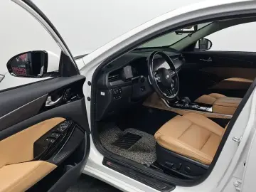 2020 Kia K7 с пробегом 54 911 км