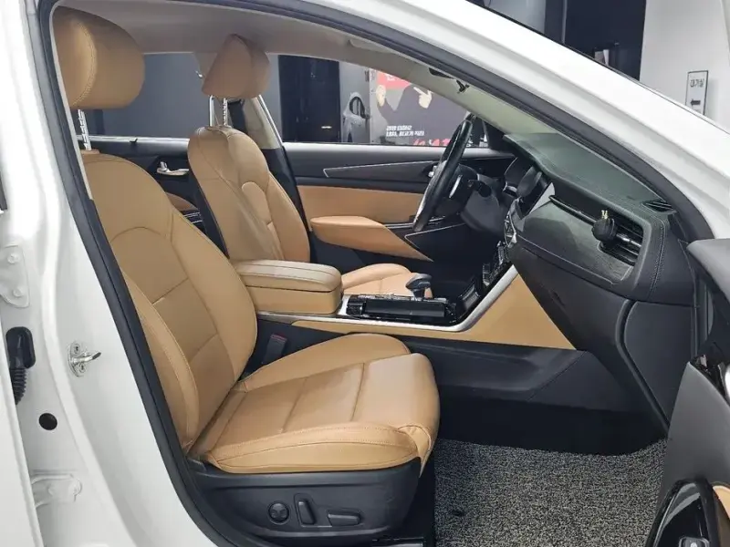 2020 Kia K7 с пробегом 54 911 км