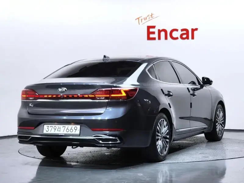 2020 Kia K7 с пробегом 72 690 км
