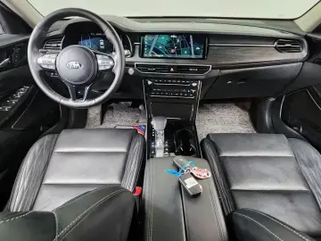 2020 Kia K7 с пробегом 72 690 км