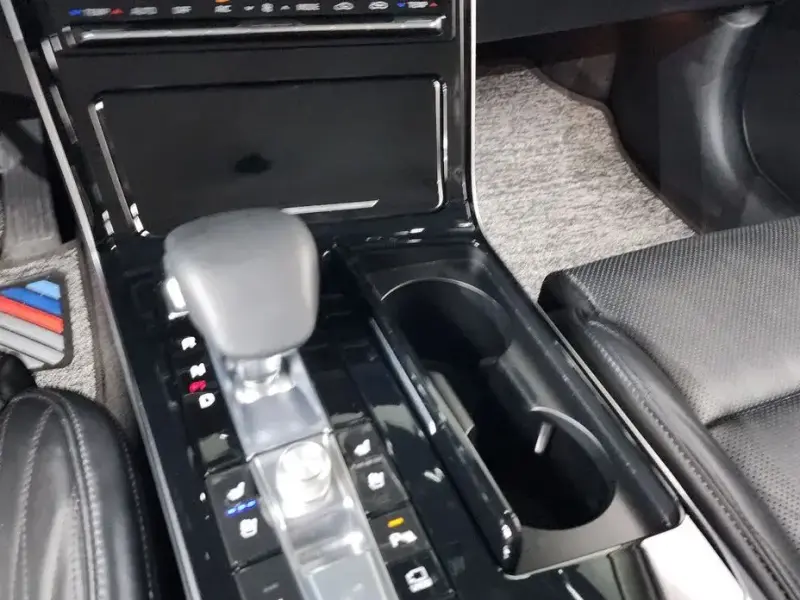 2020 Kia K7 с пробегом 72 690 км