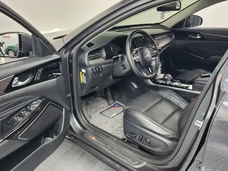 2020 Kia K7 с пробегом 72 690 км