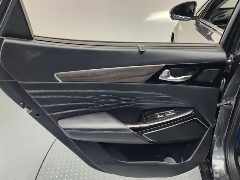 2020 Kia K7 с пробегом 72 690 км