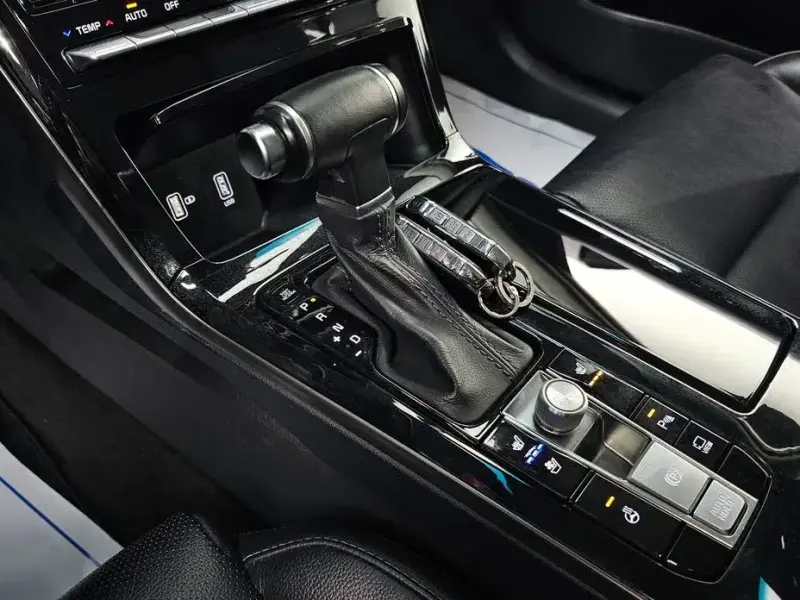 2020 Kia K7 с пробегом 99 405 км