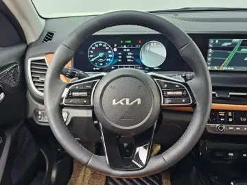 2024 Kia Seltos с пробегом 20 551 км