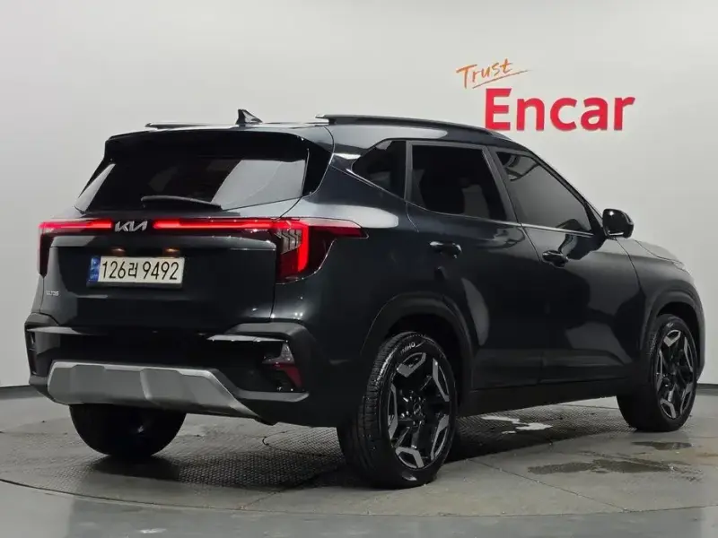 2023 Kia Seltos с пробегом 34 072 км
